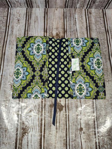Vera Bradley Cambridge Paperback Book or Planner Cover Retired - Picture 3 of 8
